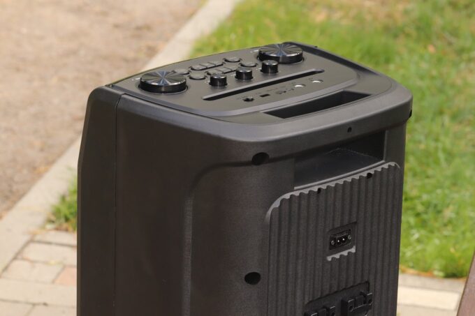 REAL-EL_X-797_portable_acoustics